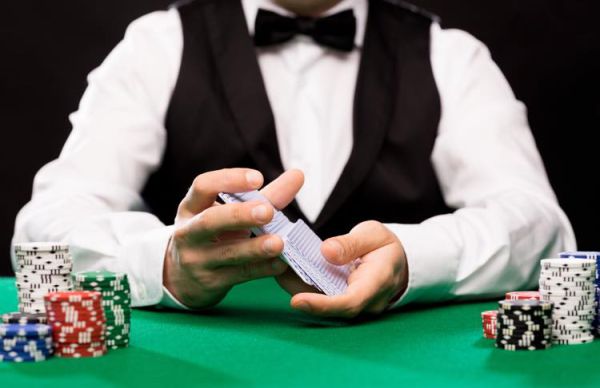 コール ポーカーの魅力と戦略